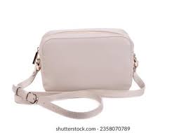 Các mẫu túi đeo chéo nữ đẹp nhất hiện nay