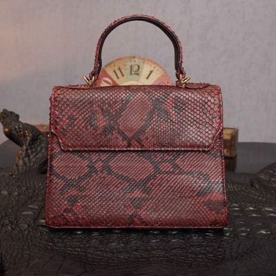 Mua túi xách nữ da thật ở Hà Nội uy tín, giá tốt