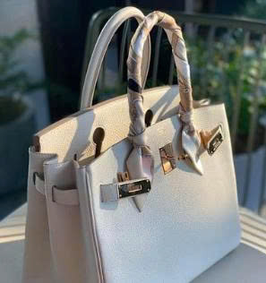 Túi Xách INKA – Phụ Kiện Thời Trang Tối Giản, Tiện Lợi Cho Cuộc Sống Hiện Đại 1 túi xách INKA